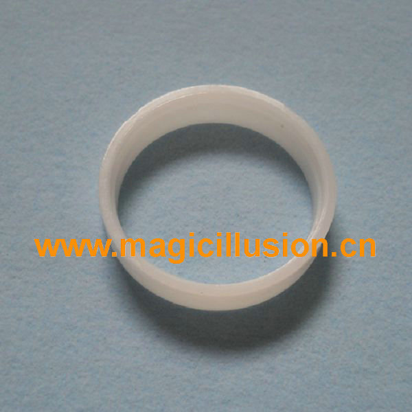 Plastic ring accessorie for tango scotch and soda ；bang ring for half dollar size Magic Trick Stage Props