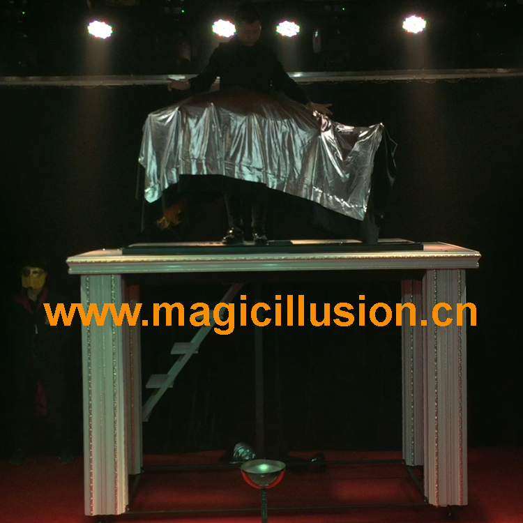 Floating dais stage magic illusion